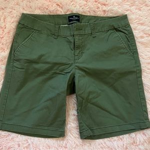 American Eagle Bermuda shorts, size 10, green in color